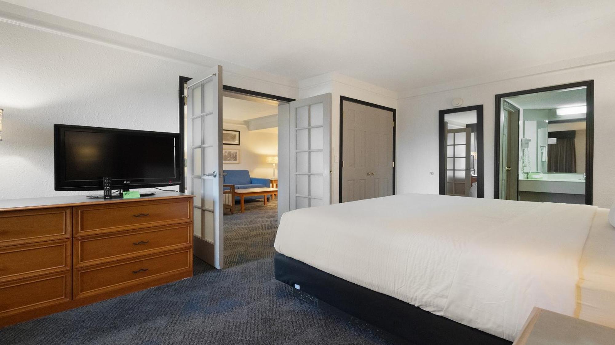 Howard Johnson By Wyndham Sacramento Downtown Eksteriør bilde
