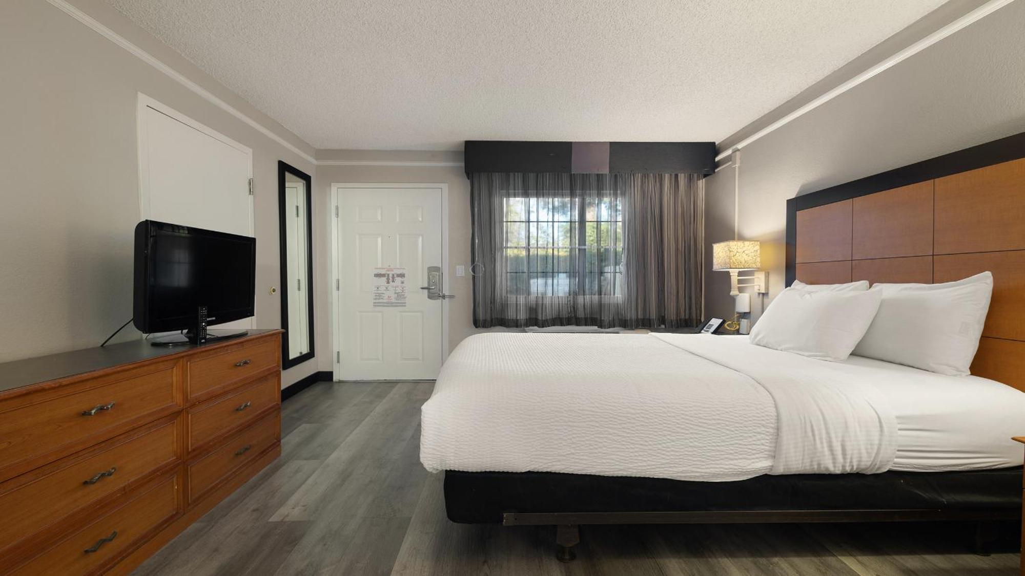Howard Johnson By Wyndham Sacramento Downtown Eksteriør bilde