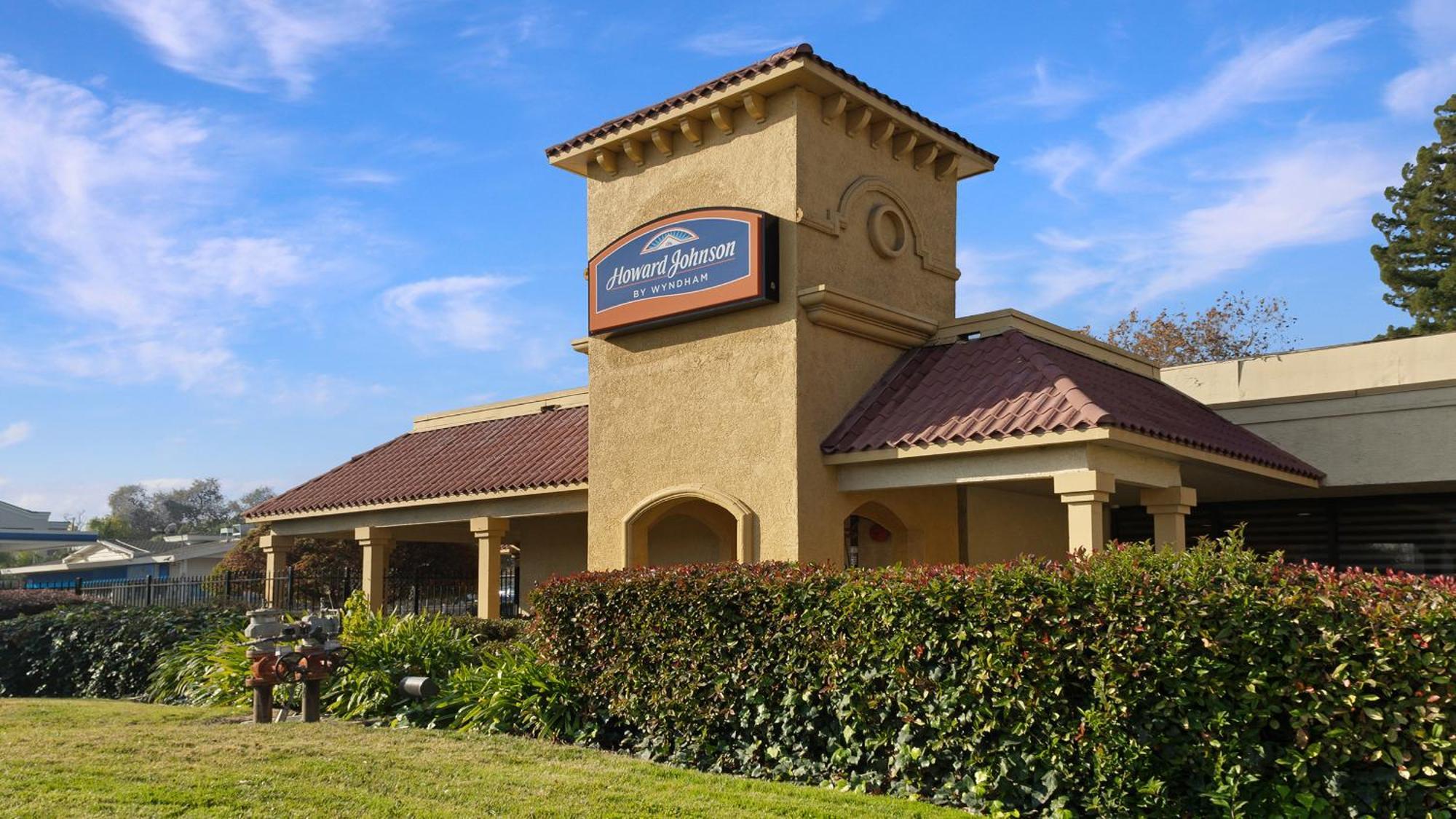 Howard Johnson By Wyndham Sacramento Downtown Eksteriør bilde